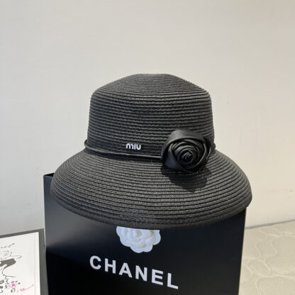 Miu Miu elegant raffia hat - Image 2