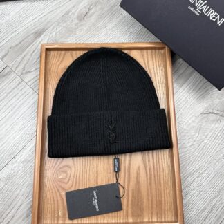 Yves Saint Laurent fine wool knitted hat