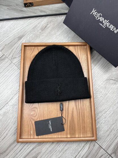 Yves Saint Laurent fine wool knitted hat