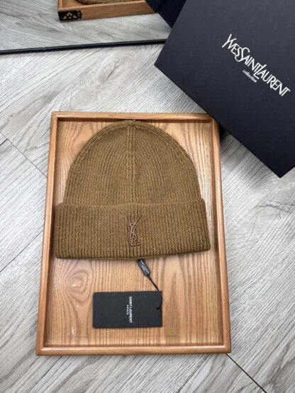 Yves Saint Laurent fine wool knitted hat