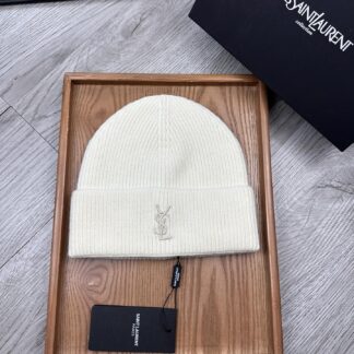 Yves Saint Laurent fine wool knitted hat