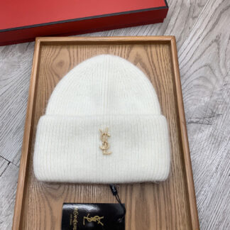 Yves Saint Laurent fine wool knitted hat