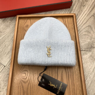 Yves Saint Laurent fine wool knitted hat