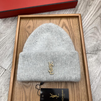 Yves Saint Laurent fine wool knitted hat