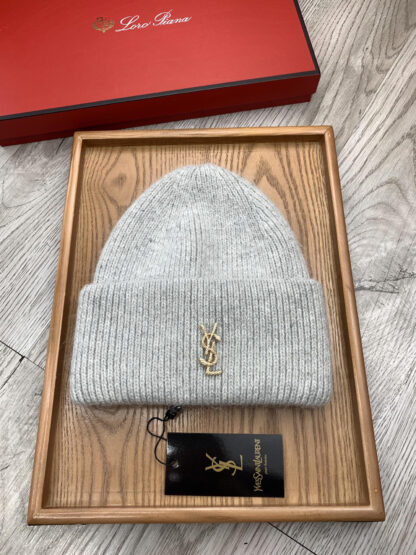 Yves Saint Laurent fine wool knitted hat