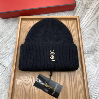 Yves Saint Laurent fine wool knitted hat