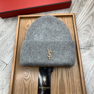 Yves Saint Laurent fine wool knitted hat