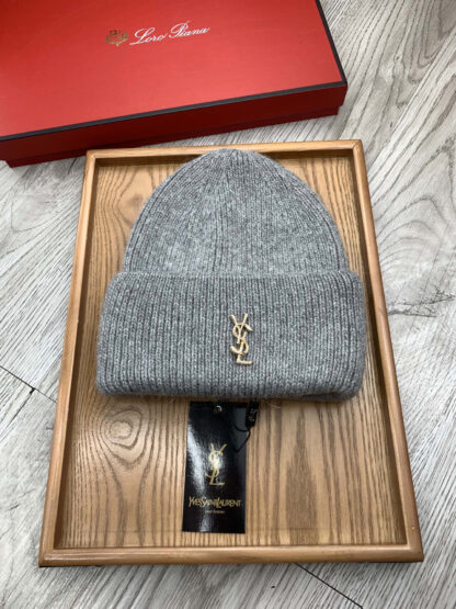 Yves Saint Laurent fine wool knitted hat