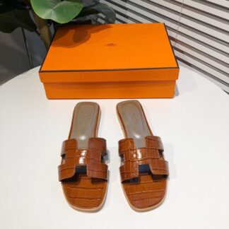 Hermès Brown Summer All-match Crocodile Pattern Flat Slippers
