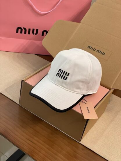 Miu Miu casual embroidered baseball cap