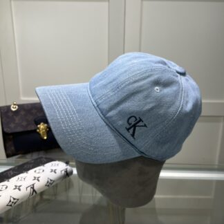 Calvin Kleinf classic cap