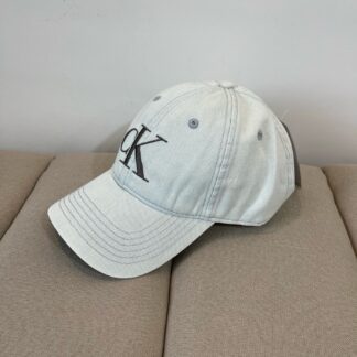 Calvin Kleinf stylish all-match baseball cap