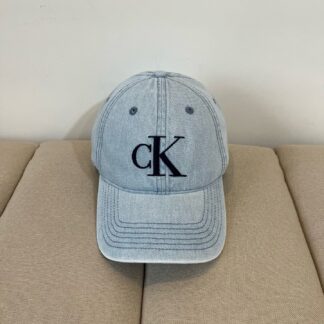 Calvin Kleinf stylish all-match baseball cap