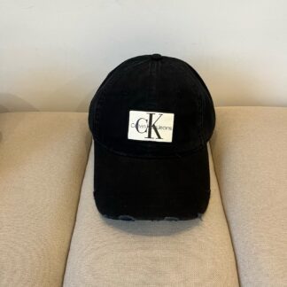 Calvin Kleinf stylish all-match baseball cap