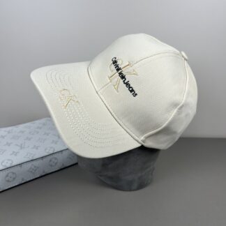 Calvin Kleinf stylish all-match baseball cap