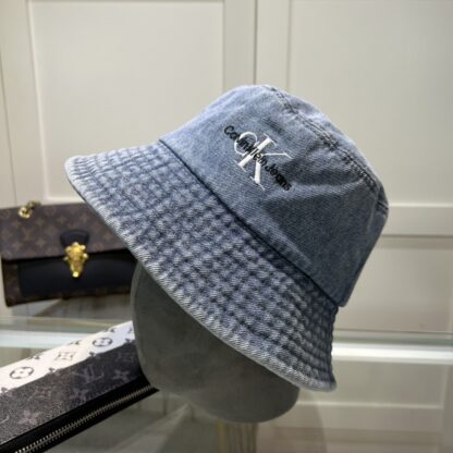 Calvin Kleinf casual all-match bucket hat