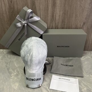 Balenciaga embroidered baseball cap