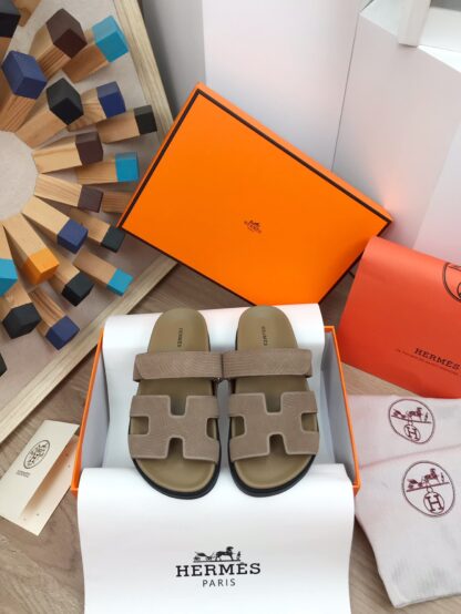Hermès Spring/Summer new apricot brown comfortable slippers