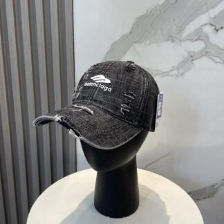 Balenciaga Korean style distressed washed vintage cap