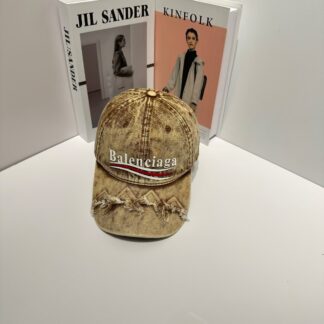 Balenciaga Korean version of British casual custom baseball cap