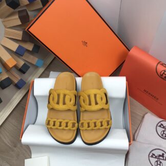 Hermès new yellow-brown leather slippers for spring and summer