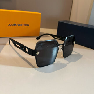 LOUIS VUITTON Fashion Sunglasses