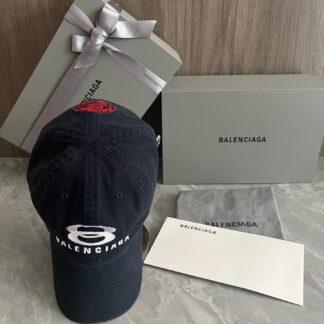 Balenciaga trendy double logo embroidered baseball cap on the front