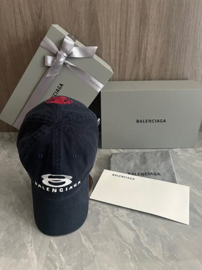 Balenciaga trendy double logo embroidered baseball cap on the front