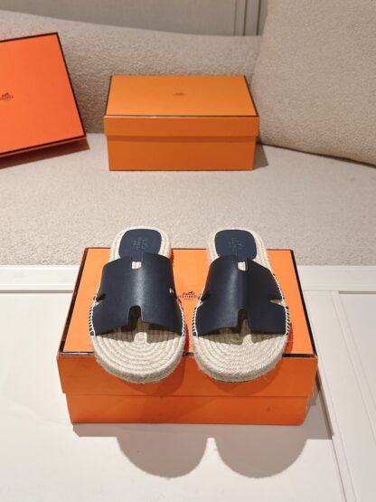 Hermes dark blue spring and summer comfortable and fashionable straw slippers