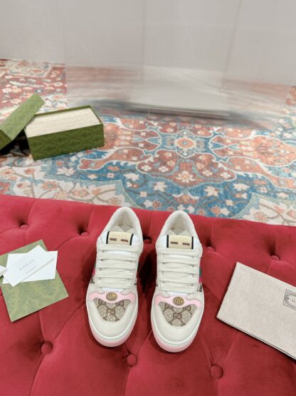 Gucci distressed dirty casual shoes catwalk style - Image 2