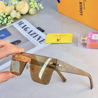LOUIS VUITTON Fashion Sunglasses
