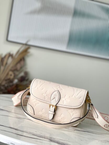Louis Vuitton Diane handbag