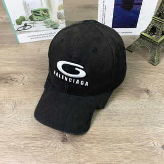 Balenciaga men's and women's casual versatile missing foot embroidered letters baseball cap