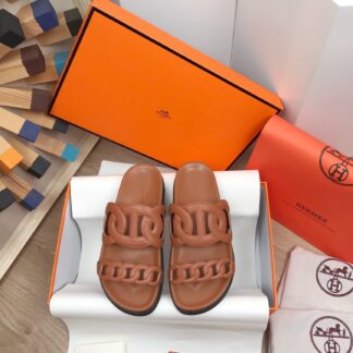 Hermes dark brown spring and summer new charm slippers