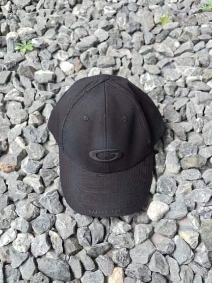 Balenciaga 10,000-stitch cap