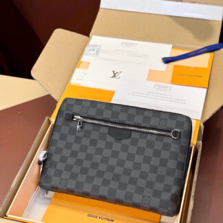 Louis Vuitton new pouch clutch bag