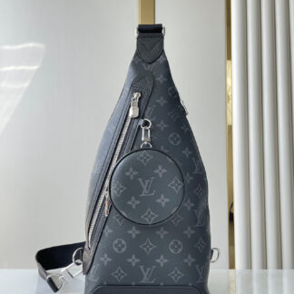 Louis Vuitton TAIIGA black flower shoulder bag