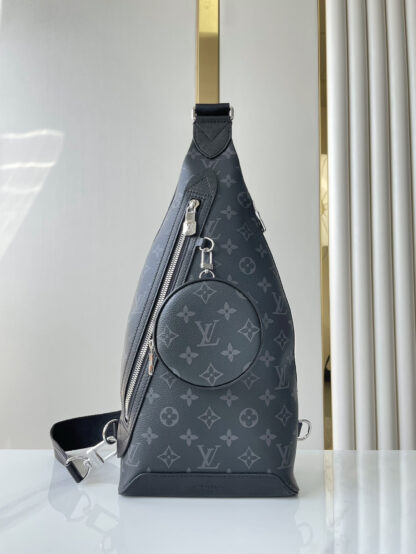 Louis Vuitton TAIIGA black flower shoulder bag