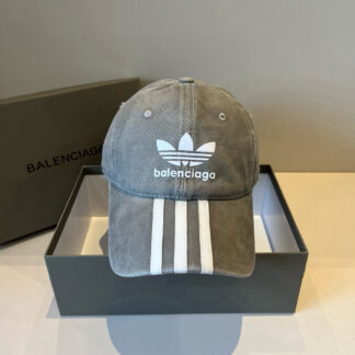 Balenciaga logo baseball cap