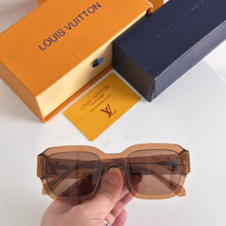 LOUIS VUITTON Fashion Sunglasses