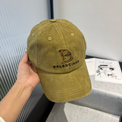 Balenciaga baseball cap