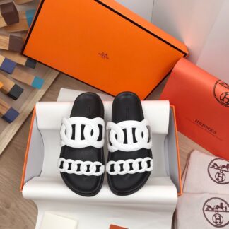 Hermès white spring and summer new charm slippers