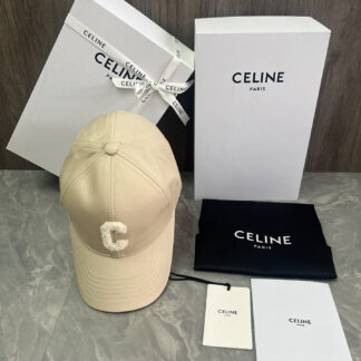 Celine's new embroidered stylish everyday baseball cap