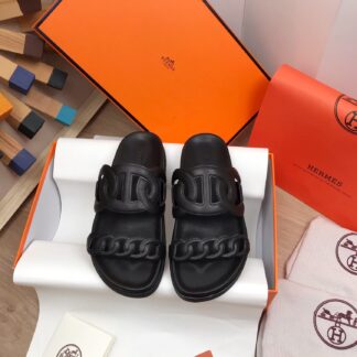 Hermès black new spring and summer charm slippers