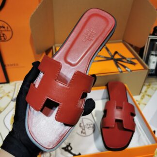 Hermès latest red handmade slippers