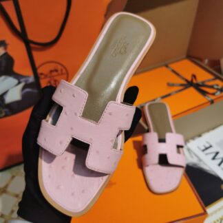 Hermès pink ostrich pattern handmade leather slippers