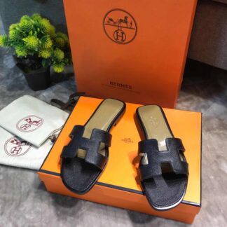 Hermès black palm print handmade leather slippers