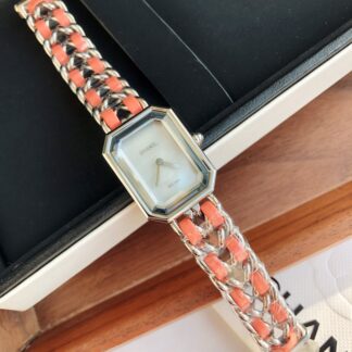 Chanel stylish and exquisite women's watches
