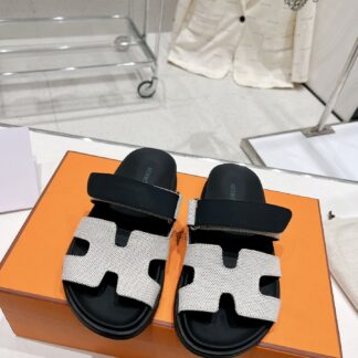 Hermès Spring and Summer New Black and Gray Comfortable Slippers