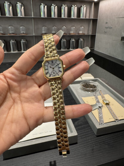 Longines Elegant and Refined Women's Watch - Image 2
